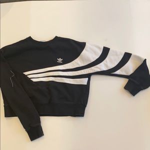 Adidas Cropped Sweatshirt